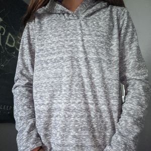 Gap grey and black sweatshirt